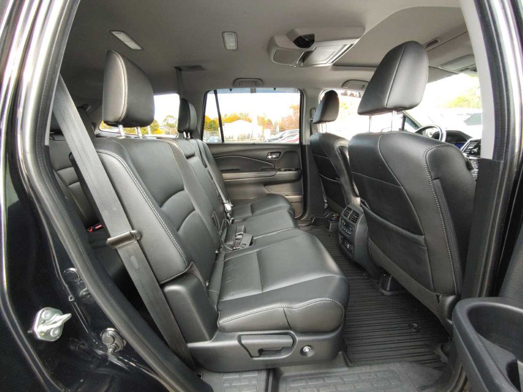 2020 Honda Pilot Touring | Leather | Roof | Cam | Warranty to 2027 in Saint John, New Brunswick - 40 - w1024h768px