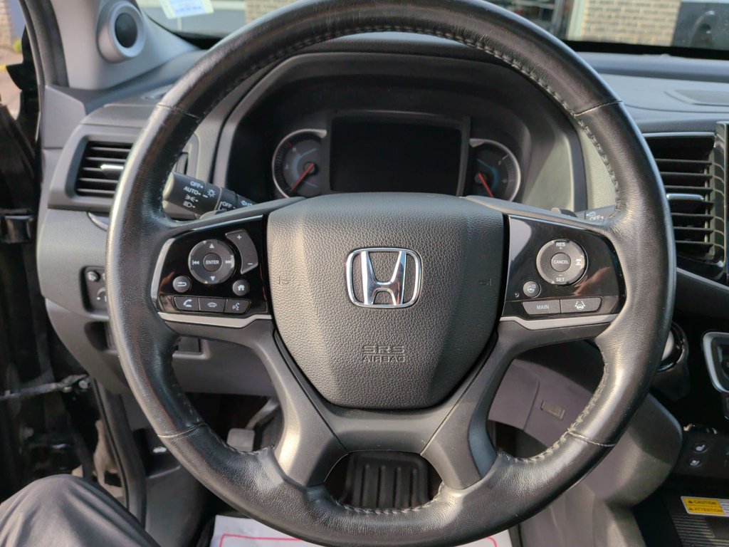 2022 Honda Pilot Touring | Sunroof | Leather | Cam in Saint John, New Brunswick - 17 - w1024h768px