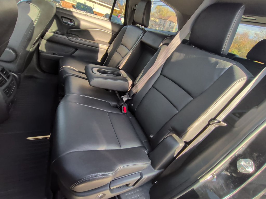 2022 Honda Pilot Touring | Sunroof | Leather | Cam in Saint John, New Brunswick - 34 - w1024h768px