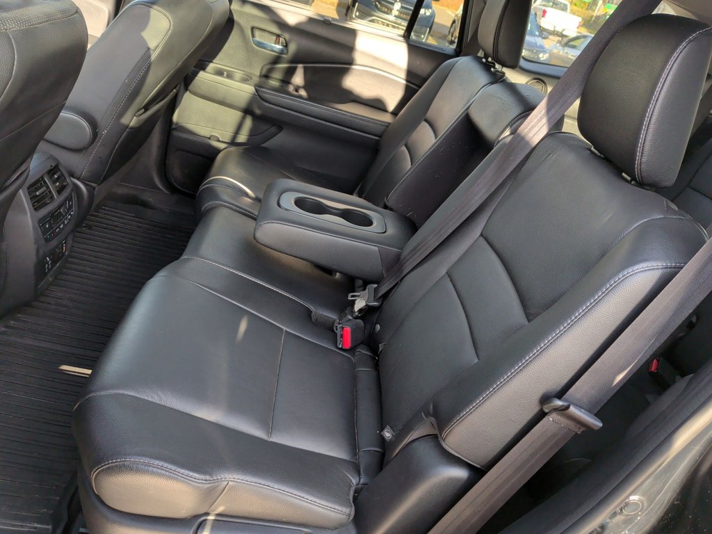 2022 Honda Pilot Touring | Sunroof | Leather | Cam in Saint John, New Brunswick - 33 - w1024h768px
