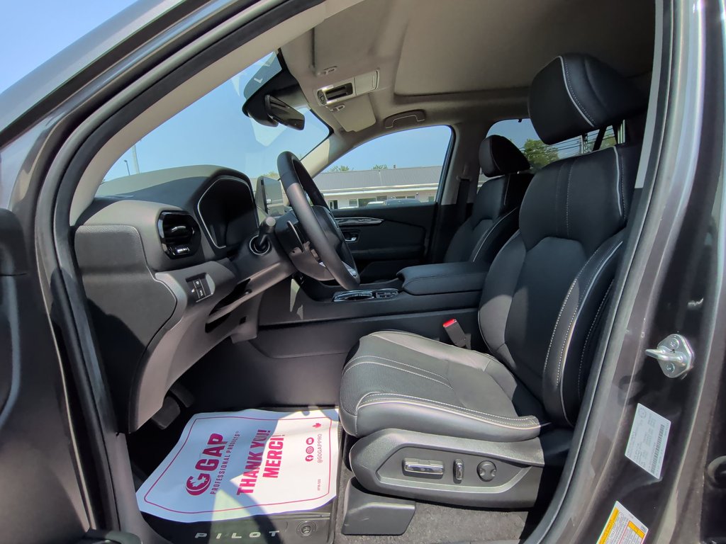 2025 Honda Pilot Touring | Leather | Sunroof | Cooled Seats in Saint John, New Brunswick - 13 - w1024h768px