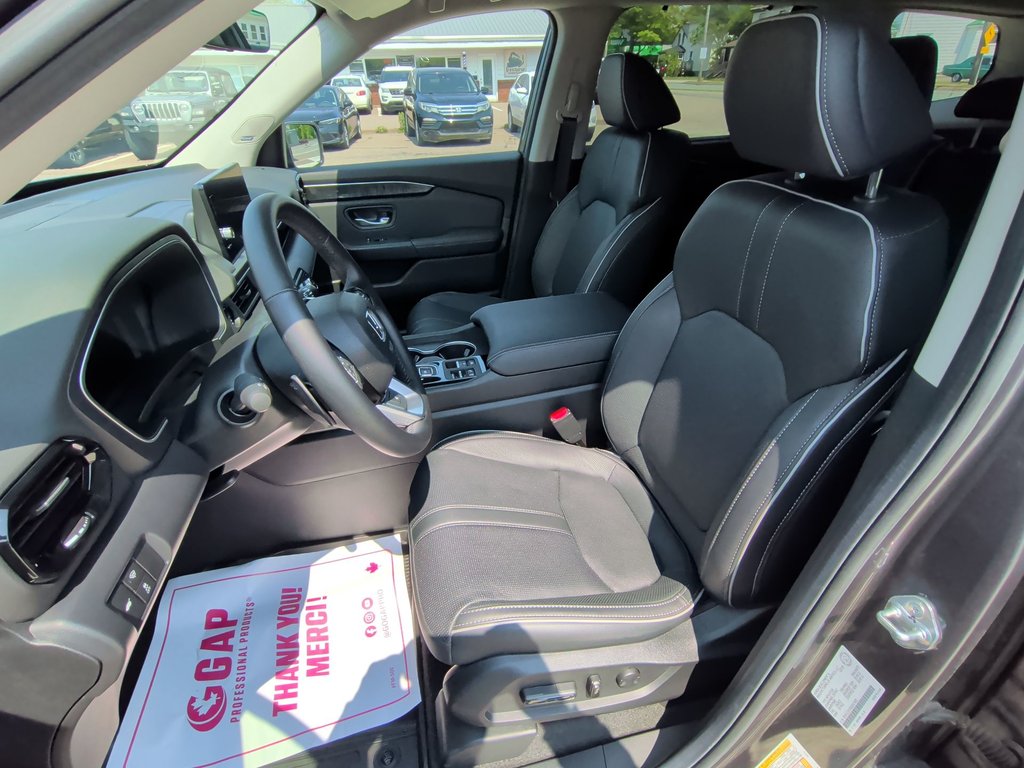 2025 Honda Pilot Touring | Leather | Sunroof | Cooled Seats in Saint John, New Brunswick - 11 - w1024h768px