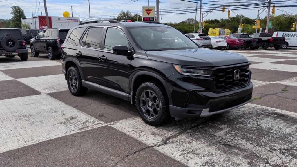 2025 Honda Pilot TrailSport | Sunroof | Leather | Cam in Saint John, New Brunswick - 9 - w1024h768px