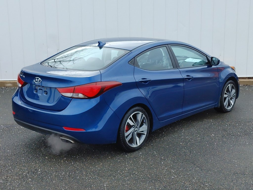 2015 Hyundai Elantra GLS | SunRoof | Cam | USB | HtdSeats | Bluetooth in Saint John, New Brunswick - 3 - w1024h768px