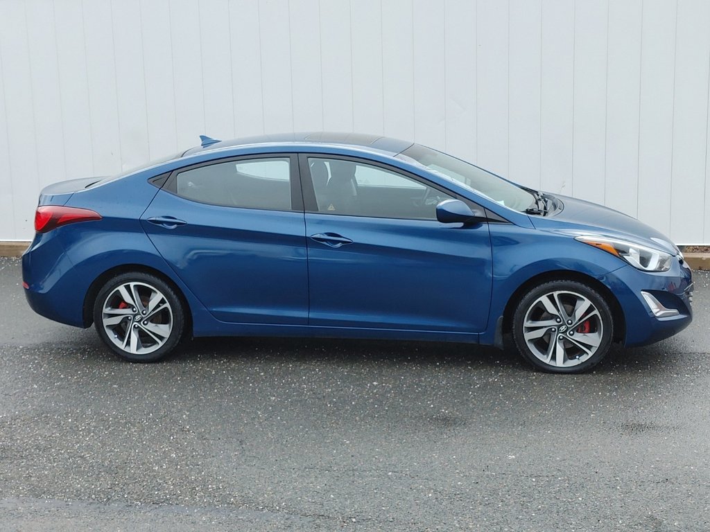 2015 Hyundai Elantra GLS | SunRoof | Cam | USB | HtdSeats | Bluetooth in Saint John, New Brunswick - 2 - w1024h768px