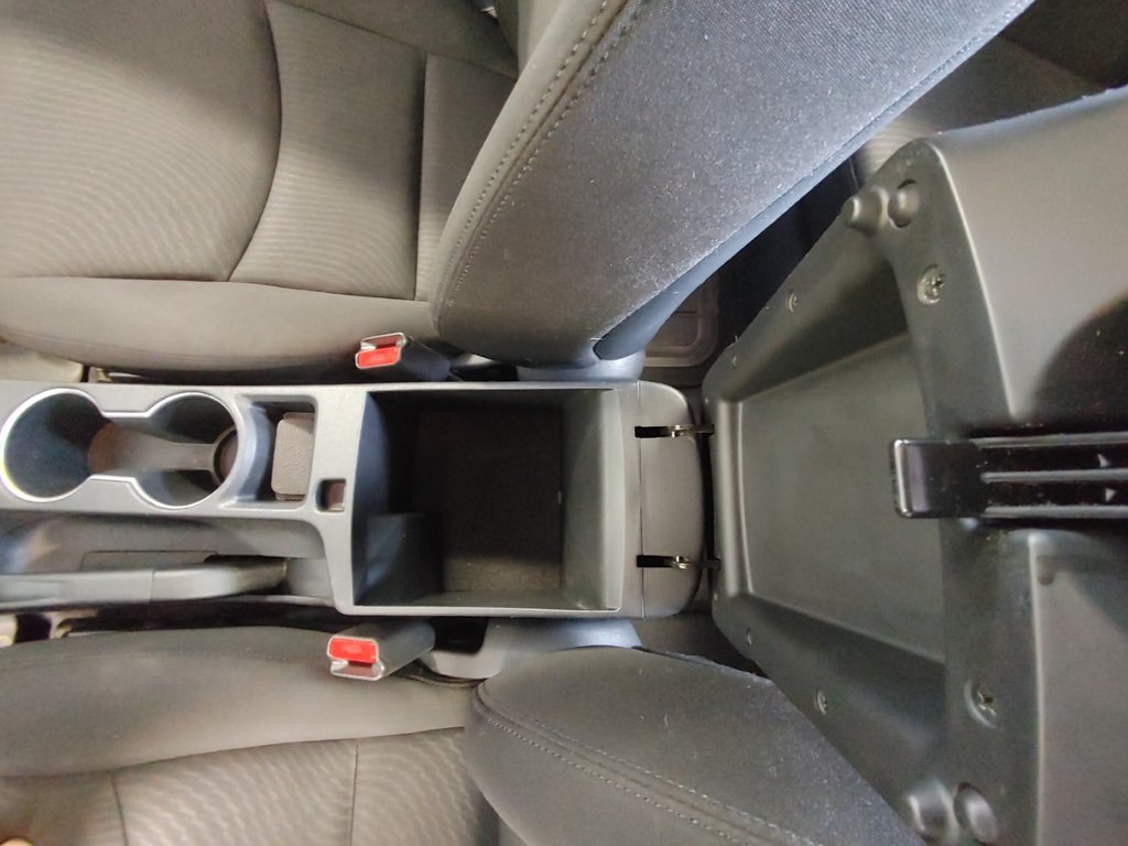 2015 Hyundai Elantra GLS | SunRoof | Cam | USB | HtdSeats | Bluetooth in Saint John, New Brunswick - 22 - w1024h768px