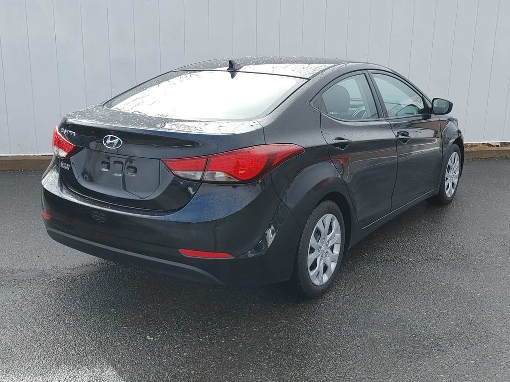 2015 Hyundai Elantra in Antigonish, Nova Scotia - 3 - w1024h768px