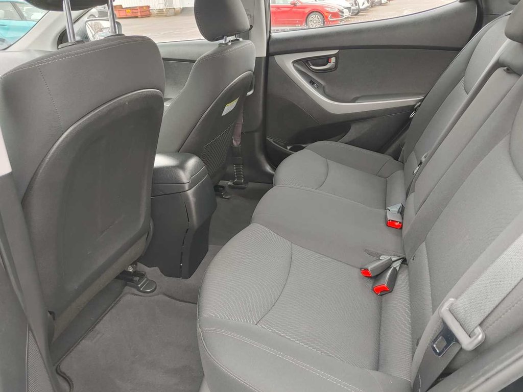 2015 Hyundai Elantra GL | USB | HtdSeats | Bluetooth | Keyless | Cruise in Saint John, New Brunswick - 27 - w1024h768px