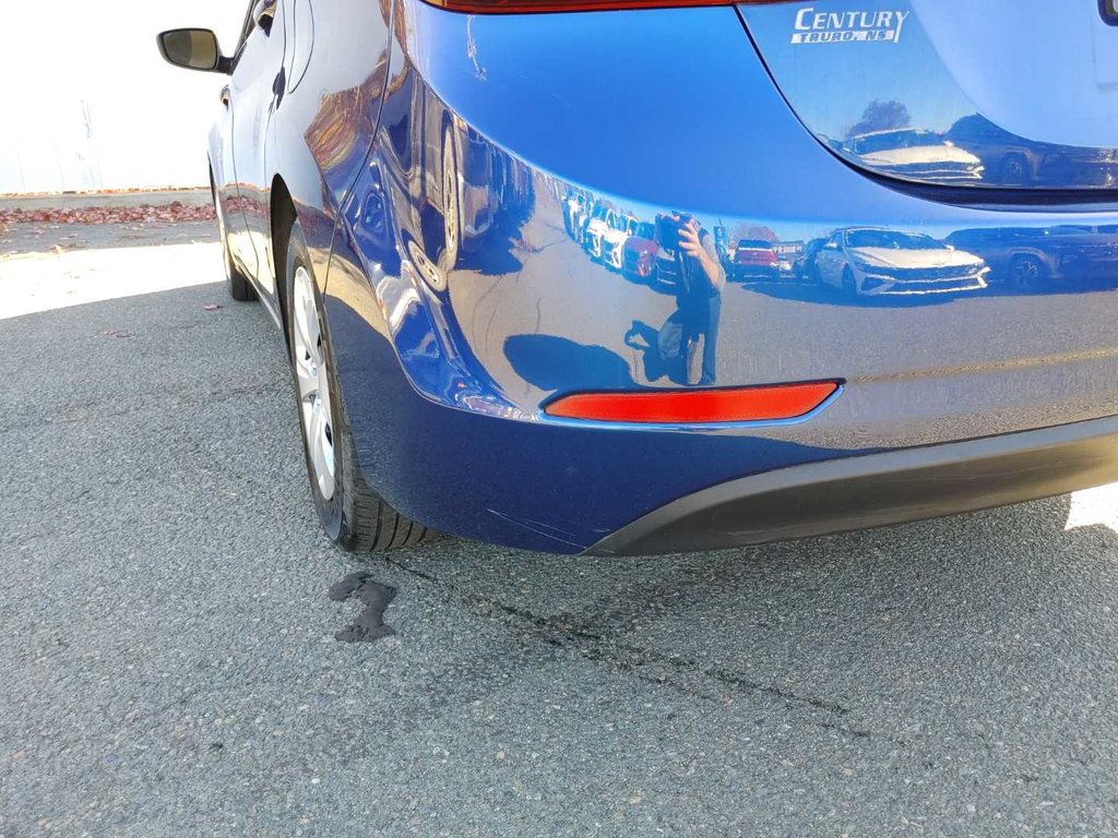 2016 Hyundai Elantra LE | USB | PwrLocks | PwrWindows in Saint John, New Brunswick - 16 - w1024h768px