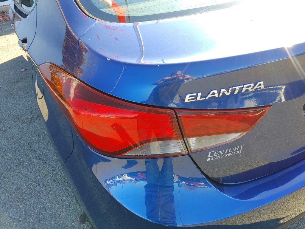 2016 Hyundai Elantra LE | USB | PwrLocks | PwrWindows in Saint John, New Brunswick - 15 - w1024h768px