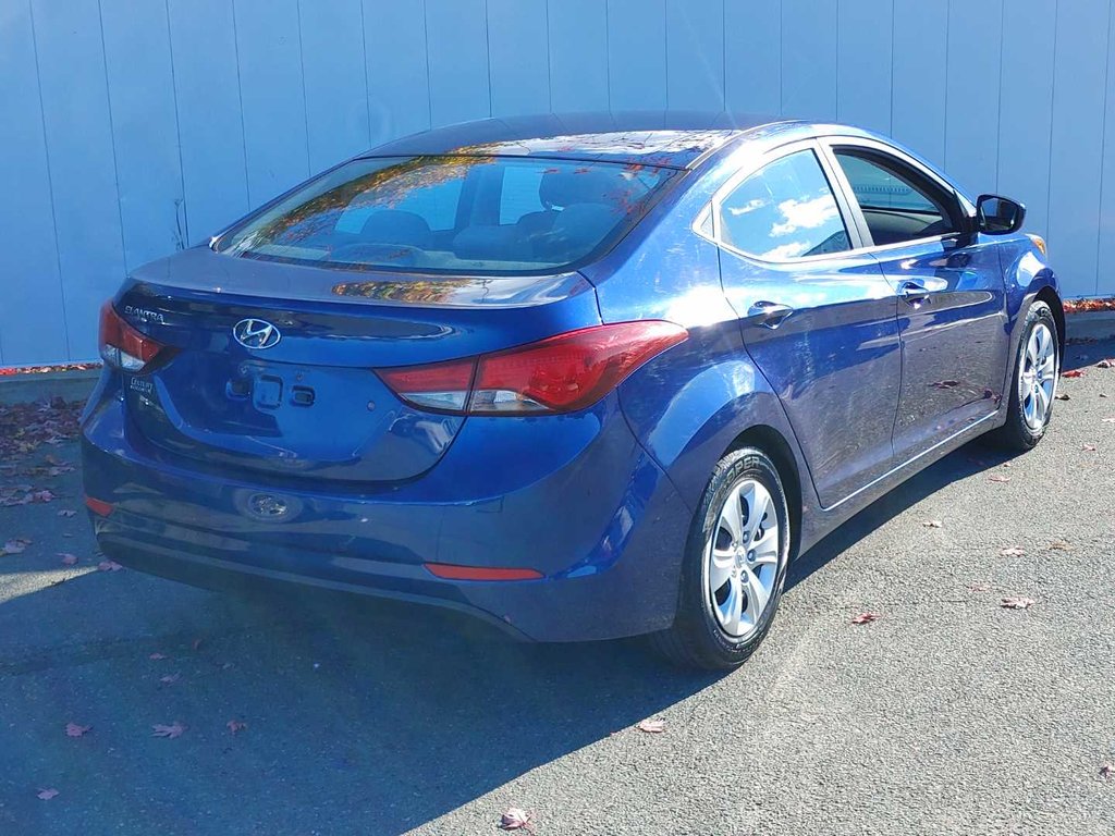 2016 Hyundai Elantra LE | USB | PwrLocks | PwrWindows in Saint John, New Brunswick - 3 - w1024h768px