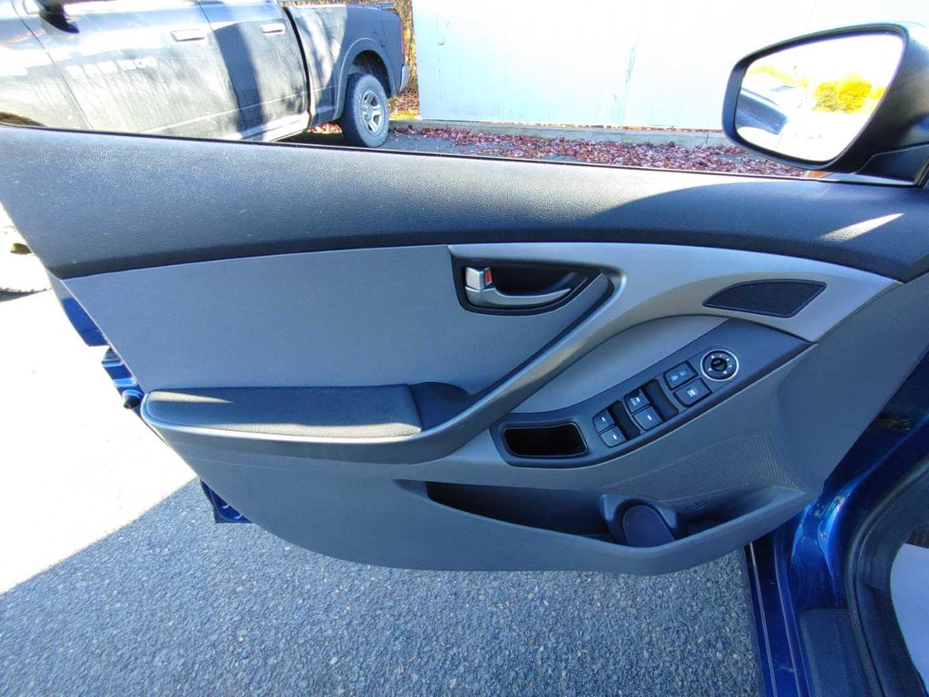2016 Hyundai Elantra LE | USB | PwrLocks | PwrWindows in Saint John, New Brunswick - 26 - w1024h768px