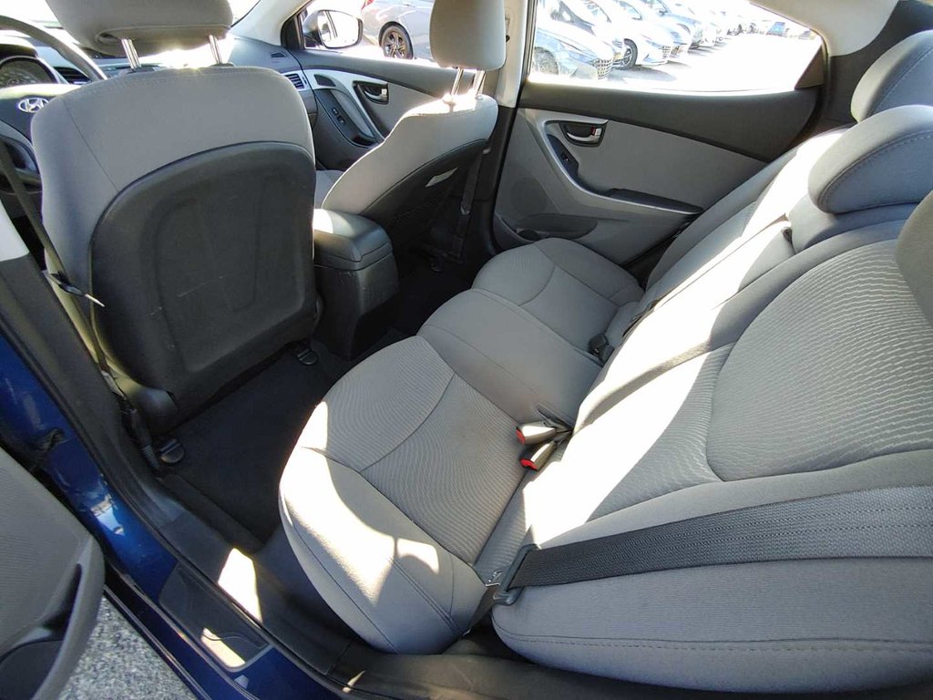 2016 Hyundai Elantra LE | USB | PwrLocks | PwrWindows in Saint John, New Brunswick - 30 - w1024h768px