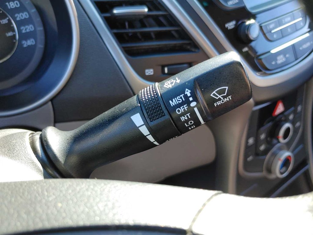 2016 Hyundai Elantra LE | USB | PwrLocks | PwrWindows in Saint John, New Brunswick - 45 - w1024h768px