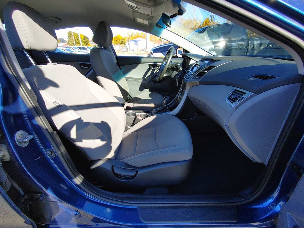 2016 Hyundai Elantra LE | USB | PwrLocks | PwrWindows in Saint John, New Brunswick - 38 - w1024h768px