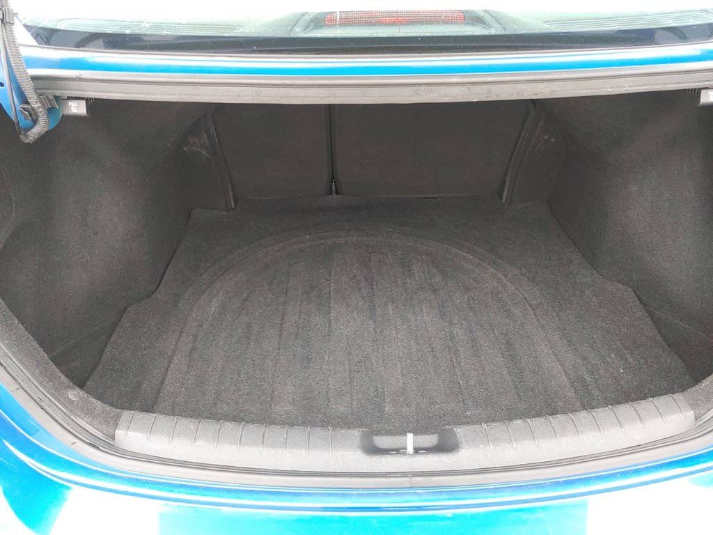 2018 Hyundai Elantra in Antigonish, Nova Scotia - 35 - w1024h768px