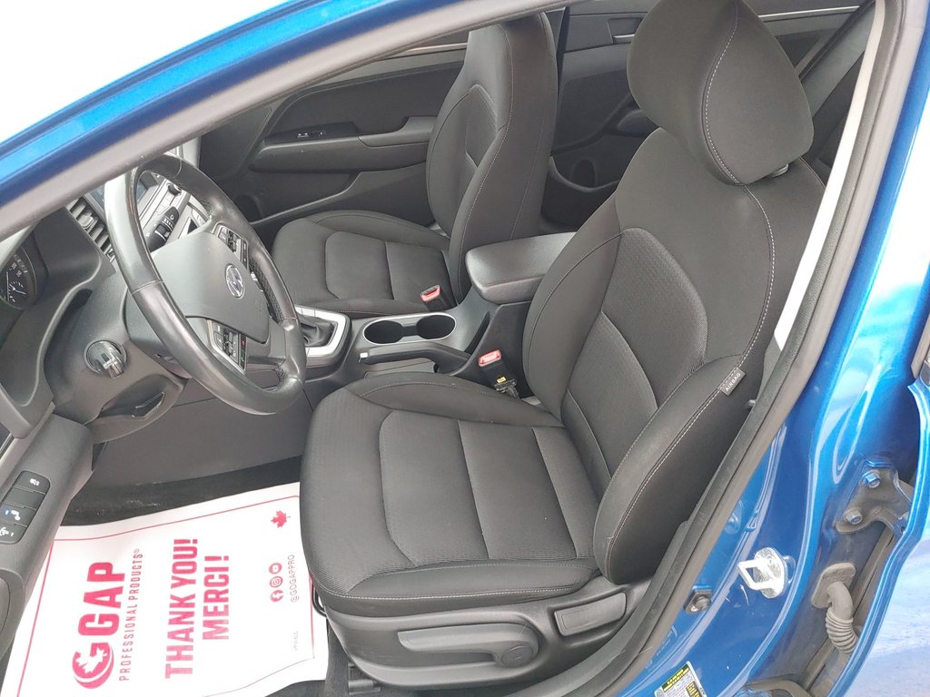 2018 Hyundai Elantra in Antigonish, Nova Scotia - 11 - w1024h768px