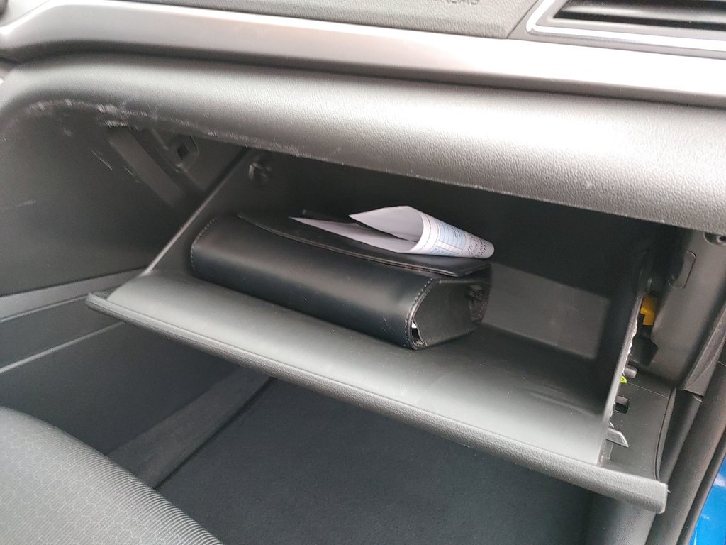 2018 Hyundai Elantra in Antigonish, Nova Scotia - 41 - w1024h768px