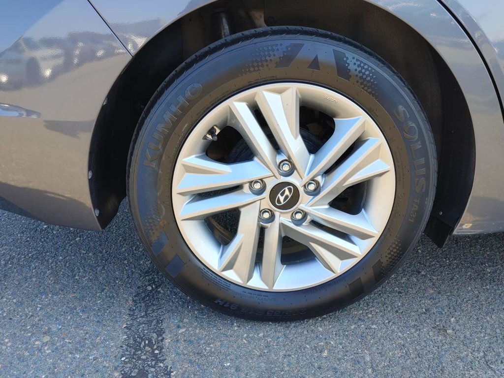 2019  Elantra Preferred | Cam | USB | HtdWheel | Bluetooth in Saint John, New Brunswick - 16 - w1024h768px