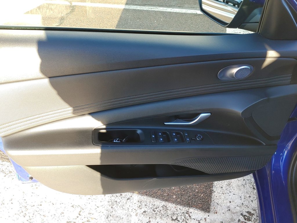 Hyundai Elantra Preferred | Cam | USB | Warranty to 2028 2023 à Saint John, Nouveau-Brunswick - 15 - w1024h768px