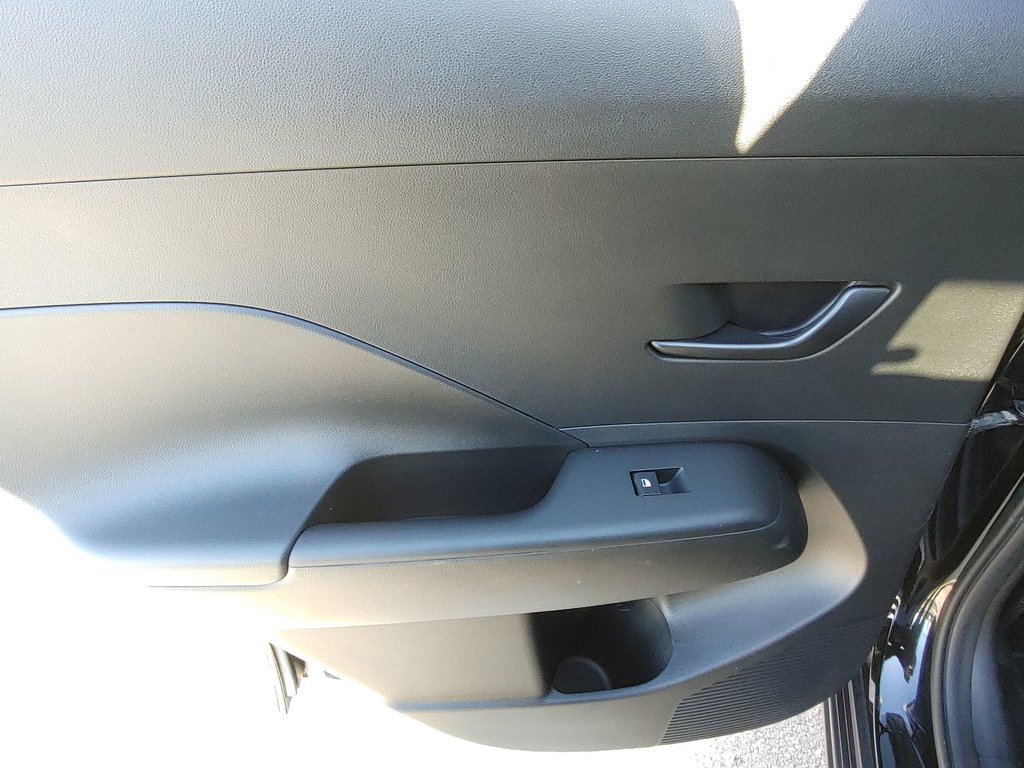 2024 Hyundai Kona Preferred | Cam | USB | HtdSeat | Warranty to 2029 in Saint John, New Brunswick - 34 - w1024h768px