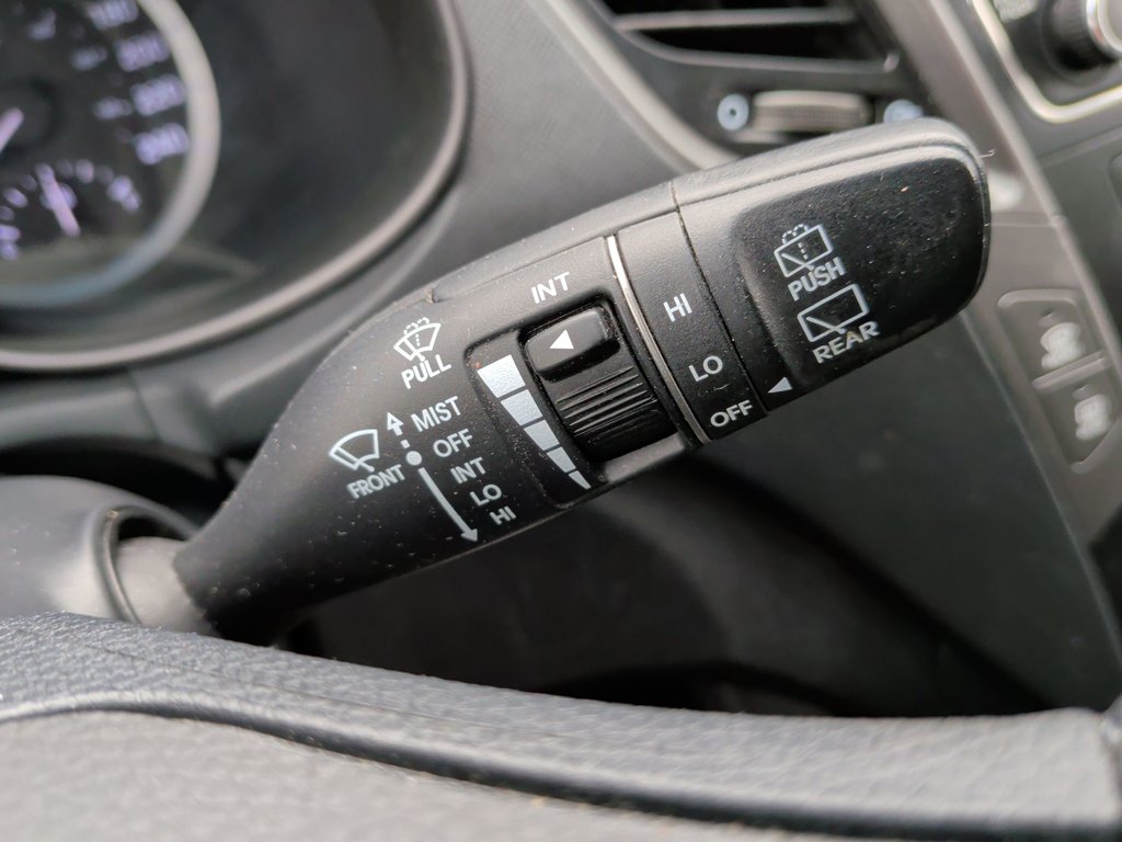 2018 Hyundai Santa Fe Sport SE | Leather | Heated Seats | Moon Roof in Saint John, New Brunswick - 19 - w1024h768px