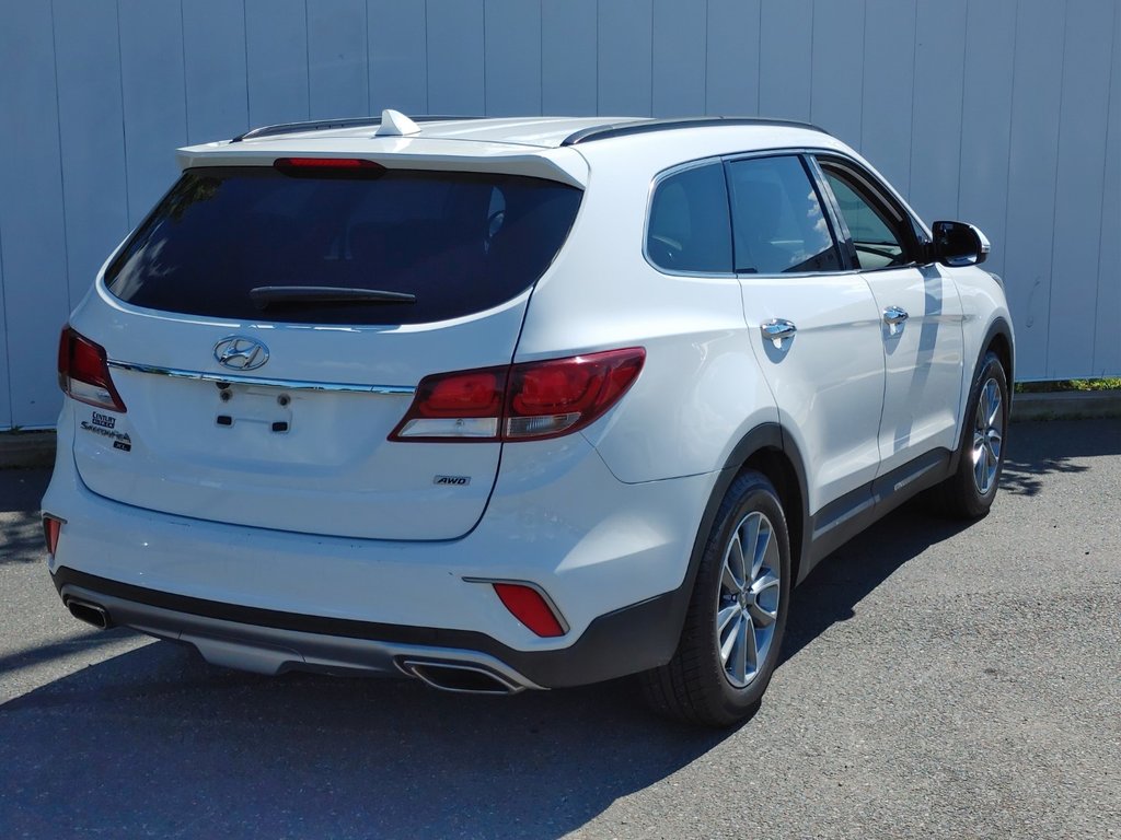 2019  Santa Fe XL Preferred | Cam | USB | 7-Pass | HtdSeats in Saint John, New Brunswick - 3 - w1024h768px