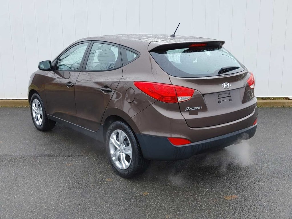 2014  Tucson GL | 6-Spd | USB | HtdSeats | Bluetooth | Keyless in Saint John, New Brunswick - 5 - w1024h768px