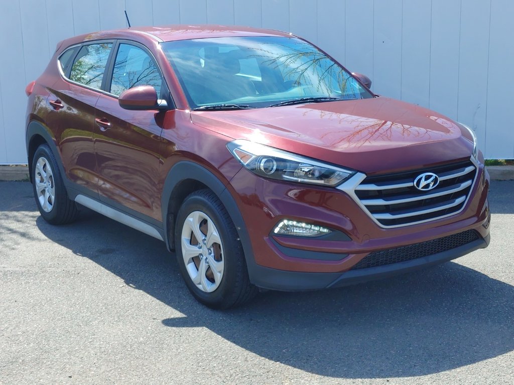 2017 Hyundai Tucson in Antigonish, Nova Scotia - 1 - w1024h768px