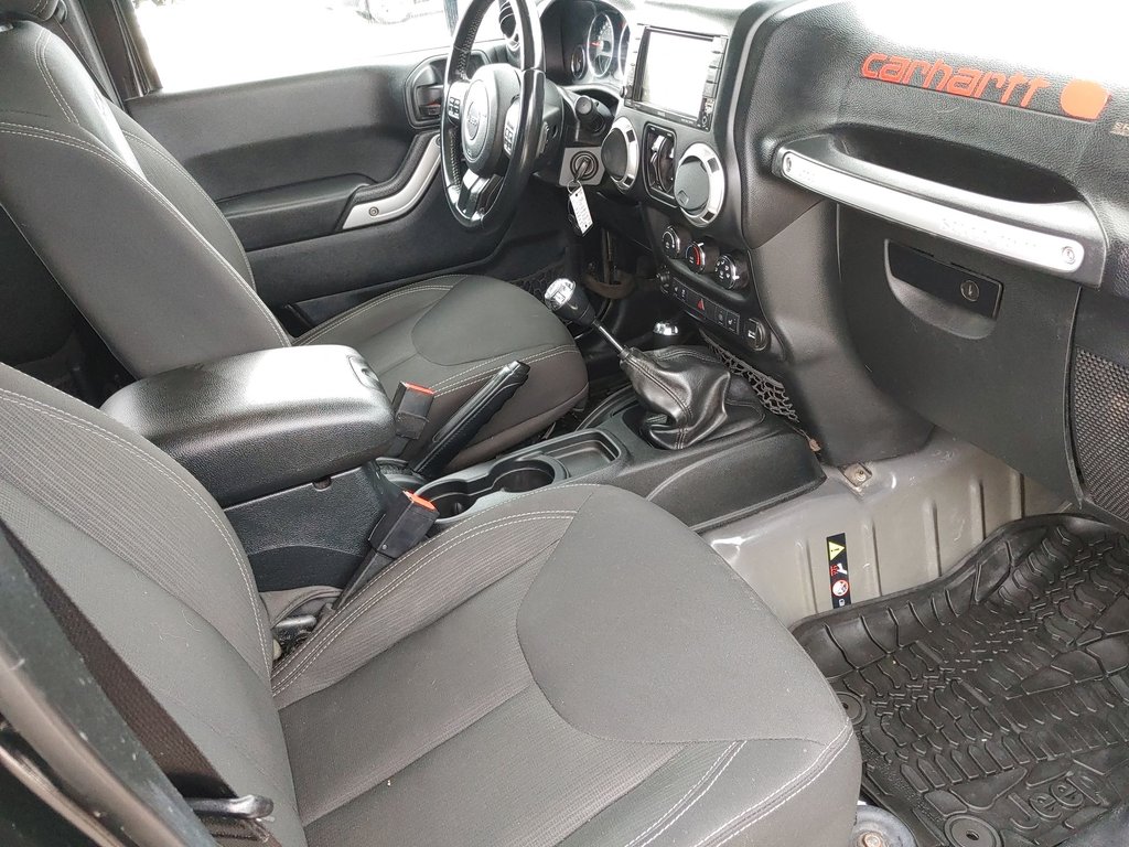 2016 Jeep Wrangler Unlimited Sahara | 6 Speed | AC | AT Tires in Saint John, New Brunswick - 39 - w1024h768px