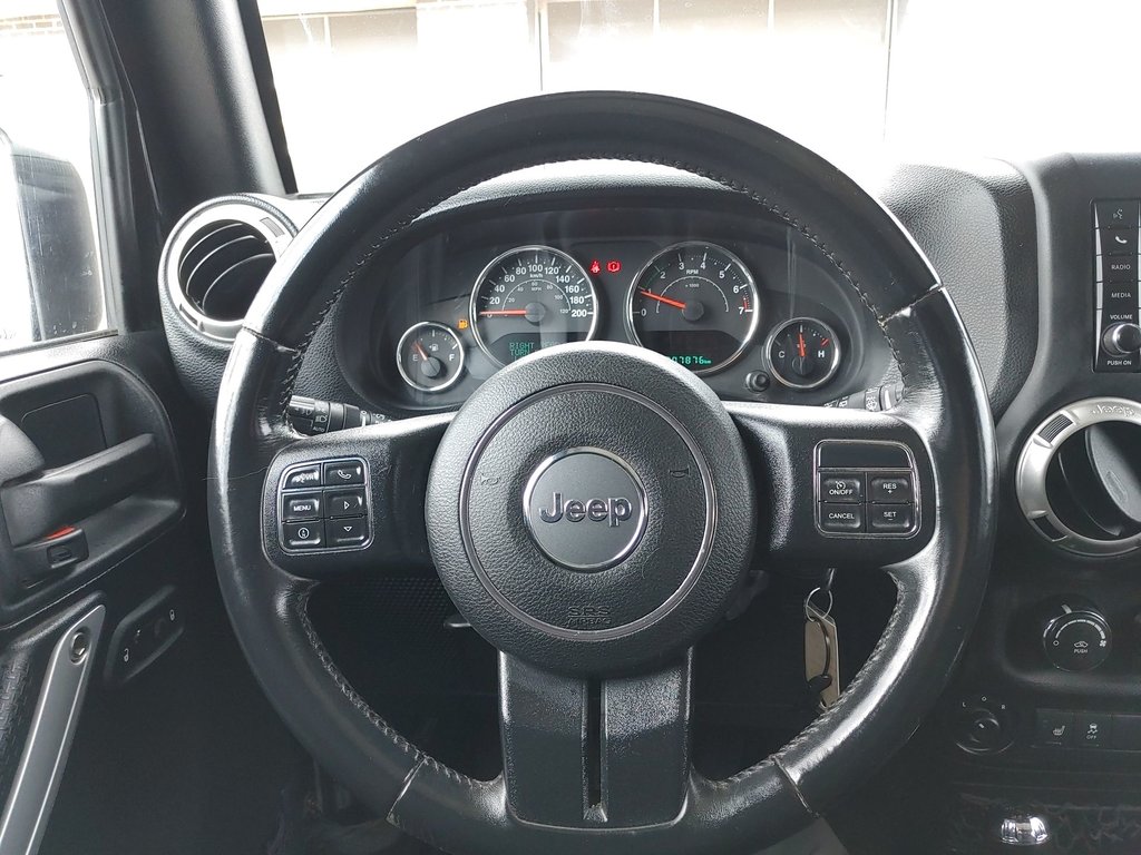 2016 Jeep Wrangler Unlimited Sahara | 6 Speed | AC | AT Tires in Saint John, New Brunswick - 17 - w1024h768px