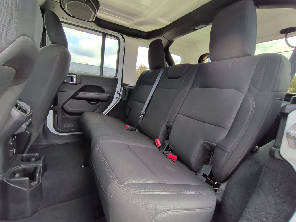 2022 Jeep WRANGLER UNLIMITED SAHARA | Hard Top | Cam | USB in Saint John, New Brunswick - 32 - w1024h768px