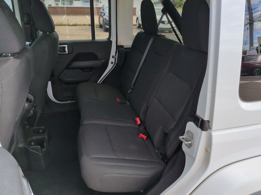 2022 Jeep WRANGLER UNLIMITED SAHARA | Hard Top | Cam | USB in Saint John, New Brunswick - 30 - w1024h768px