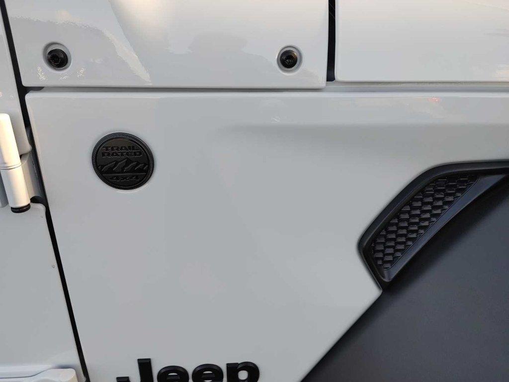 Jeep Wrangler Willys | Freedom Top | Manual | Warranty to 2030 2025 à Saint John, Nouveau-Brunswick - 26 - w1024h768px