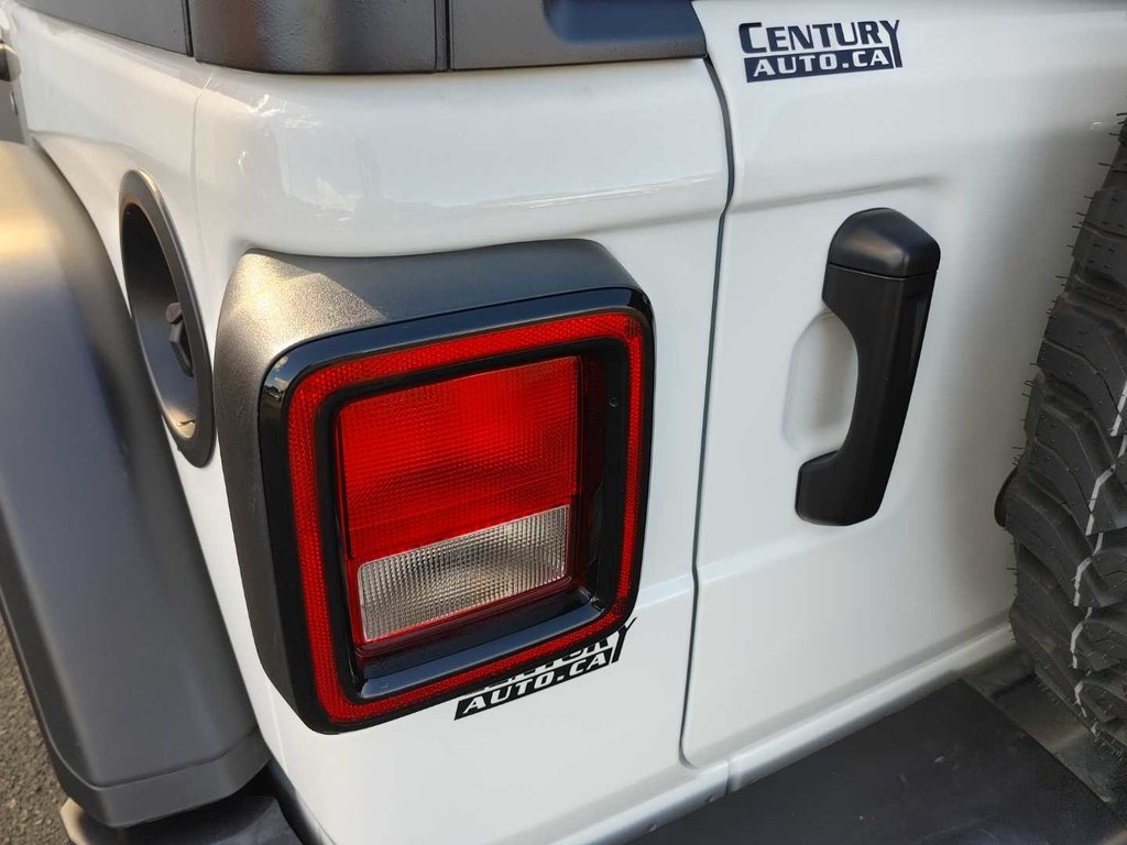 Jeep Wrangler Willys | Freedom Top | Manual | Warranty to 2030 2025 à Saint John, Nouveau-Brunswick - 20 - w1024h768px