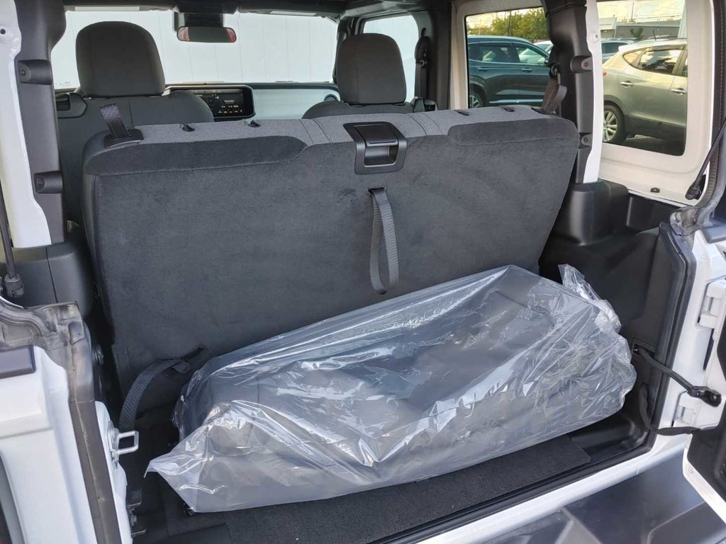 Jeep Wrangler Willys | Freedom Top | Manual | Warranty to 2030 2025 à Saint John, Nouveau-Brunswick - 34 - w1024h768px