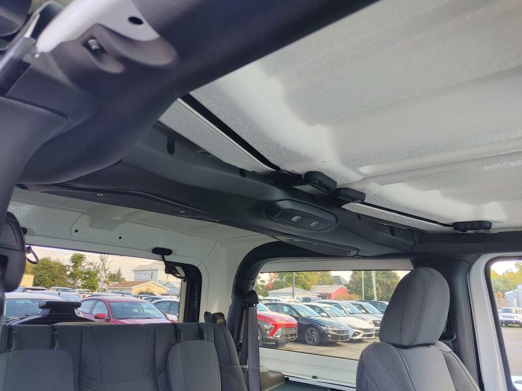 Jeep Wrangler Willys | Freedom Top | Manual | Warranty to 2030 2025 à Saint John, Nouveau-Brunswick - 42 - w1024h768px