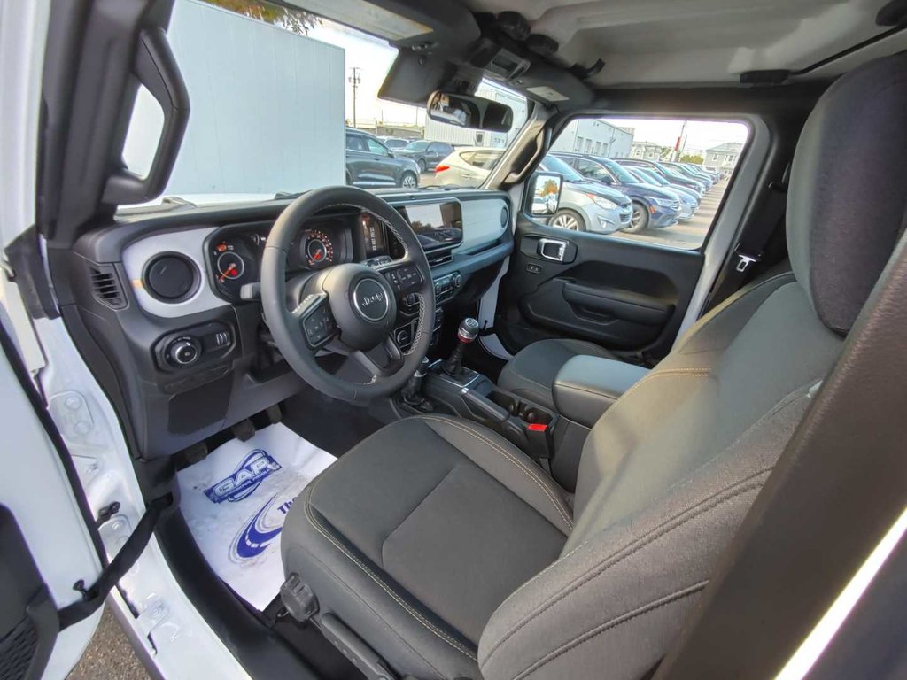 Jeep Wrangler Willys | Freedom Top | Manual | Warranty to 2030 2025 à Saint John, Nouveau-Brunswick - 30 - w1024h768px