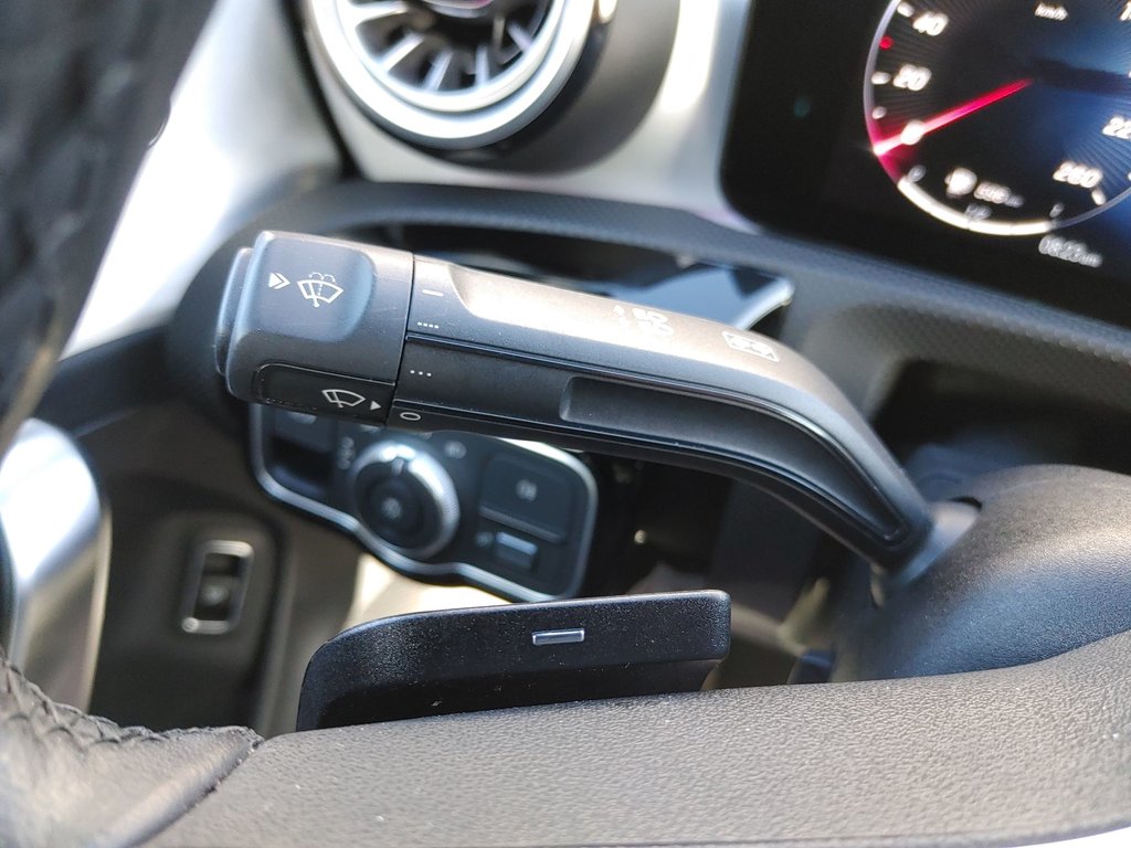 2025 Mercedes-Benz CLA 250 4Matic | Sunroof | Leather | Warranty to 2028 in Saint John, New Brunswick - 18 - w1024h768px