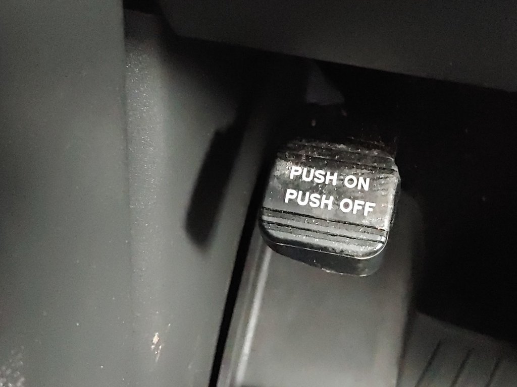 2023 Nissan Frontier PRO-4X | Leather | Sunroof | Cam in Saint John, New Brunswick - 30 - w1024h768px
