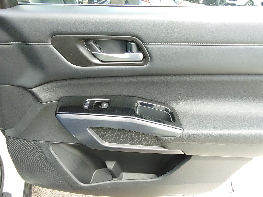 2023 Nissan Pathfinder SL in Saint John, New Brunswick - 42 - w1024h768px
