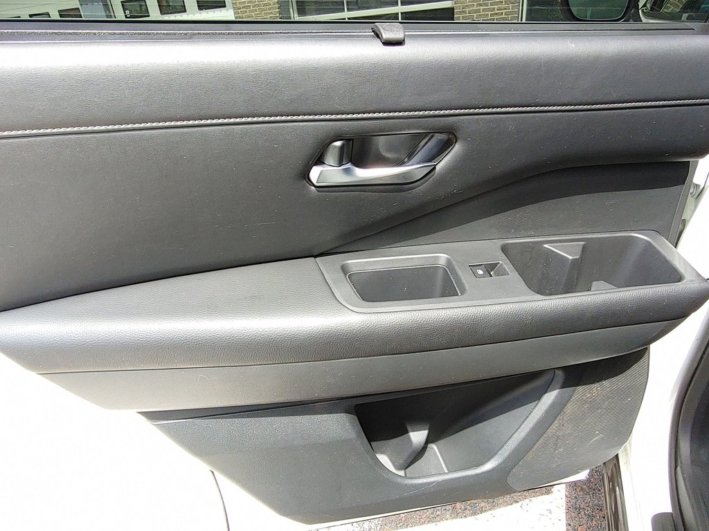 2023 Nissan Pathfinder SL in Saint John, New Brunswick - 33 - w1024h768px