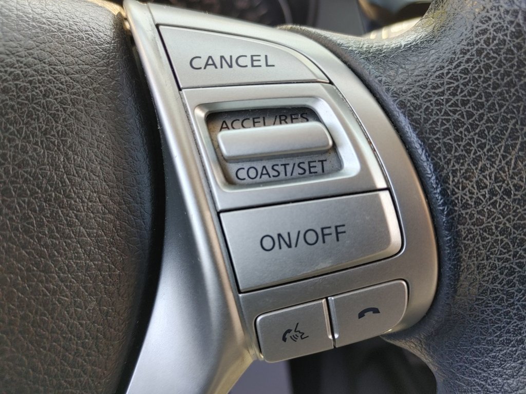 2016 Nissan Rogue SV | Cam | USB | Heated Seats in Saint John, New Brunswick - 48 - w1024h768px