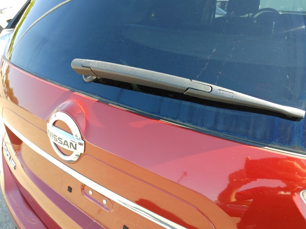 2016 Nissan Rogue SV | Cam | USB | Heated Seats in Saint John, New Brunswick - 18 - w1024h768px