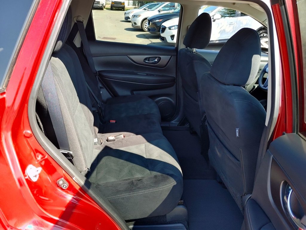 2016 Nissan Rogue SV | Cam | USB | Heated Seats in Saint John, New Brunswick - 35 - w1024h768px
