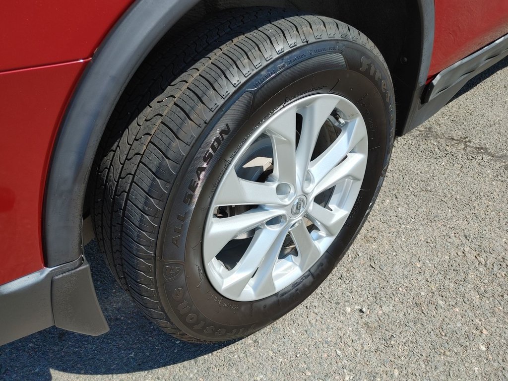 2016 Nissan Rogue SV | Cam | USB | Heated Seats in Saint John, New Brunswick - 23 - w1024h768px