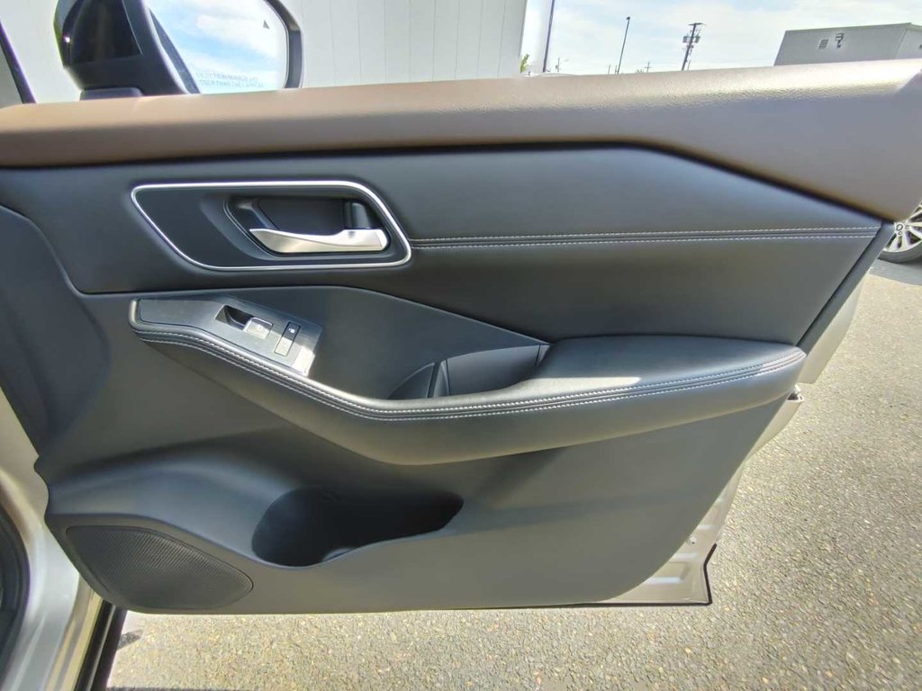 2021 Nissan Rogue Platinum | Leather | SunRoof | Nav in Saint John, New Brunswick - 40 - w1024h768px