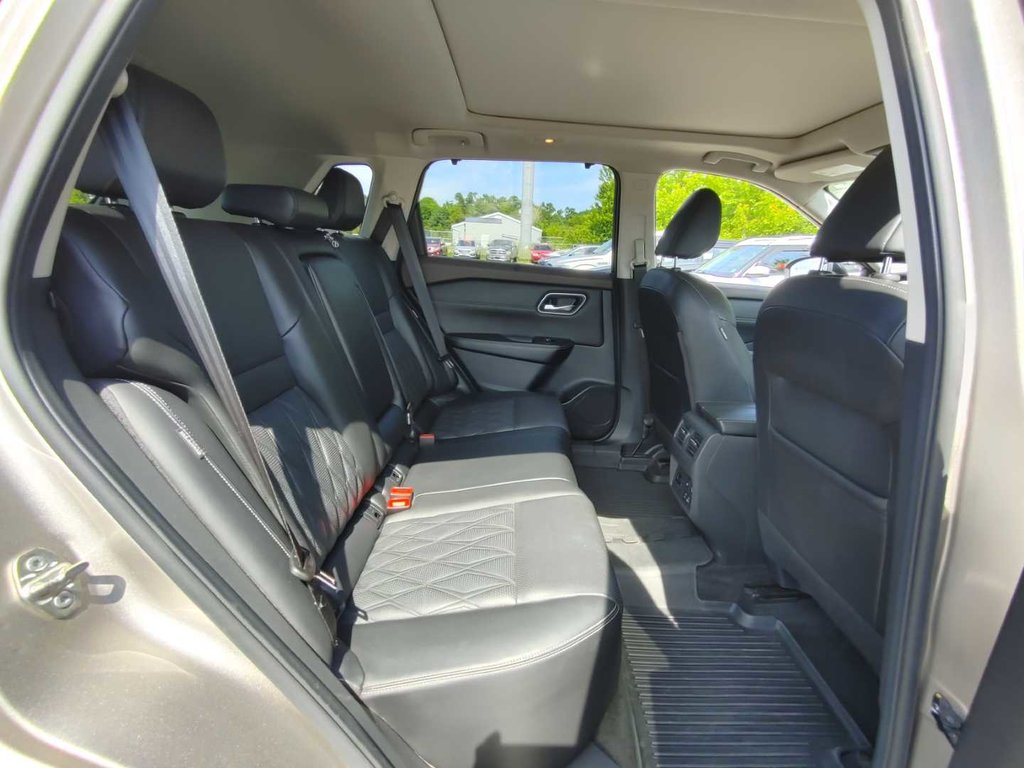2021 Nissan Rogue Platinum | Leather | SunRoof | Nav in Saint John, New Brunswick - 36 - w1024h768px