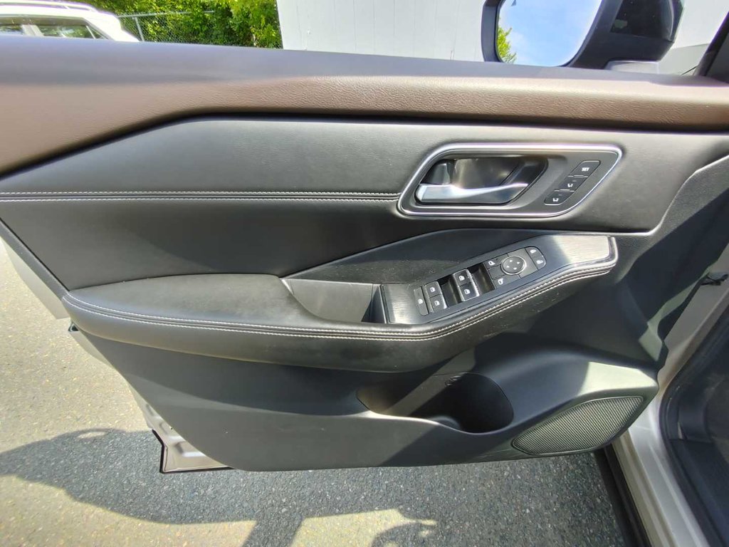 2021 Nissan Rogue Platinum | Leather | SunRoof | Nav in Saint John, New Brunswick - 27 - w1024h768px