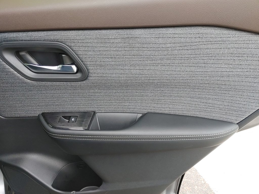 2023 Nissan Rogue SV | Moonroof | Heated Seats | Warranty to 2029 in Saint John, New Brunswick - 38 - w1024h768px